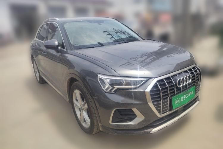 Used Audi Q3 2021 35 TFSI Fashionable and Elegant Model Front Right 45 Deg