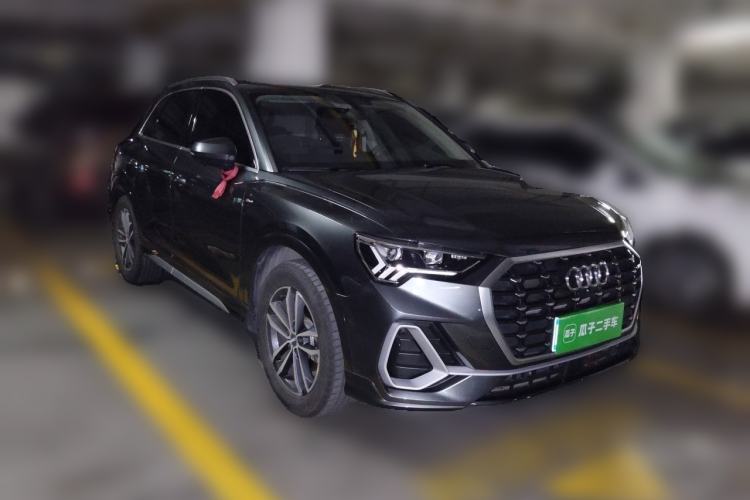 Used Audi Q3 2021 35 TFSI Progressive Dynamic Edition Front Right 45 Deg
