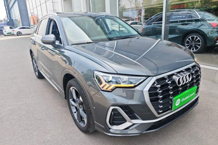 Used Audi Q3 2021 35 TFSI Fashion Dynamic Model Front Right 45 Deg