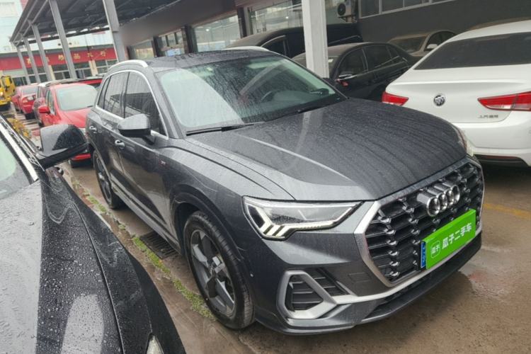 Used Audi Q3 2021 35 TFSI Fashion Dynamic Model Front Right 45 Deg