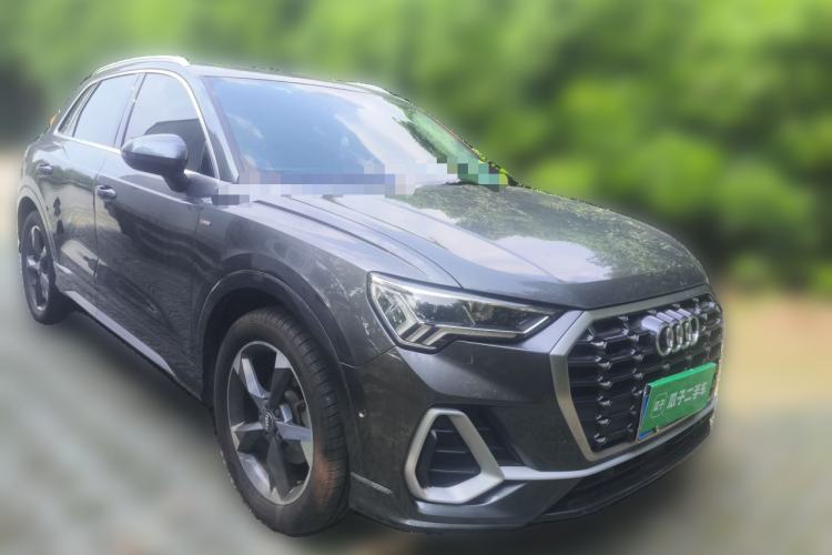 Used Audi Q3 2021 35 TFSI Fashion Dynamic Model Front Right 45 Deg