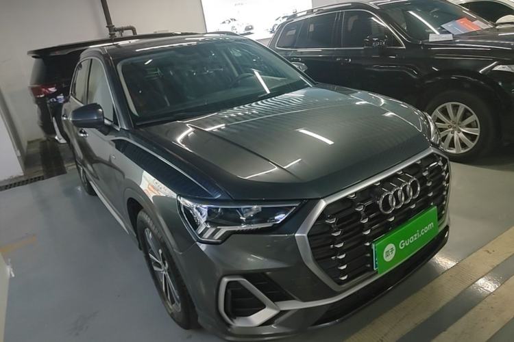 Used Audi Q3 2021 35 TFSI Progressive Dynamic Edition Front Right 45 Deg