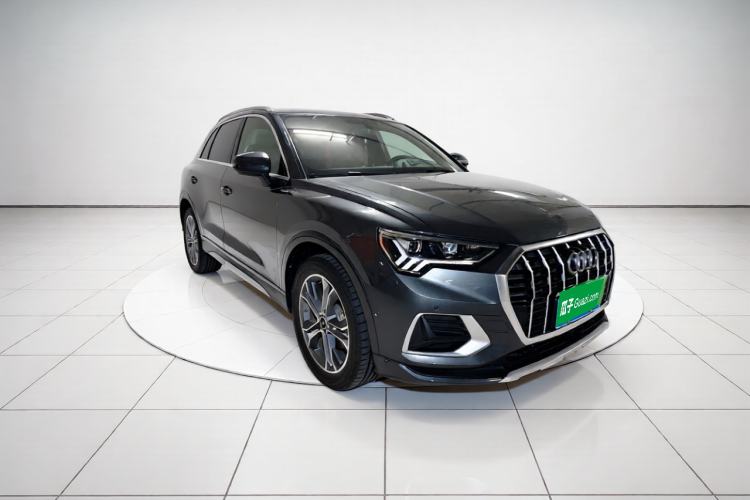 Used Audi Q3 2021 35 TFSI Fashionable and Elegant Model Front Right 45 Deg