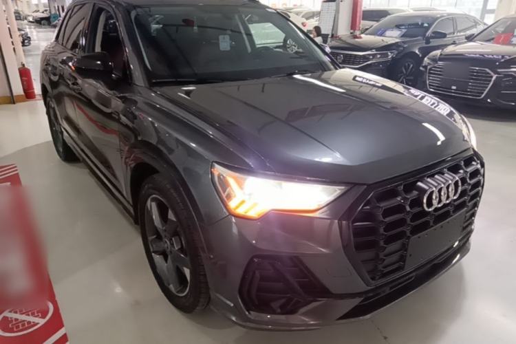 Used Audi Q3 2021 35 TFSI Fashion Dynamic Model Front Right 45 Deg