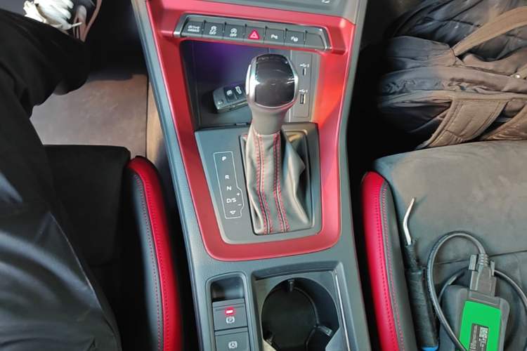 Used Audi Q3 2021 40 TFSI Fashion Dynamic Model Gear Lever