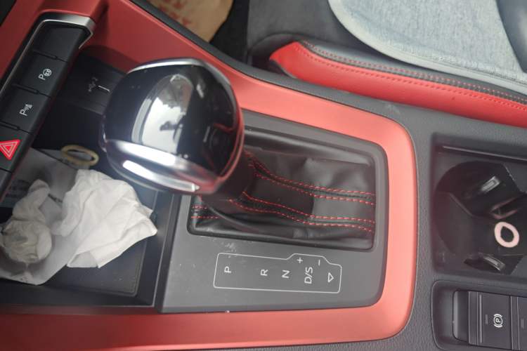 Used Audi Q3 2021 40 TFSI Fashion Dynamic Model Gear Lever