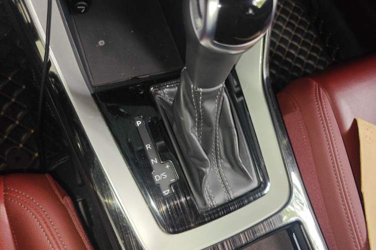 Used Audi Q3 2021 35 TFSI Enjoy Life Edition Gear Lever