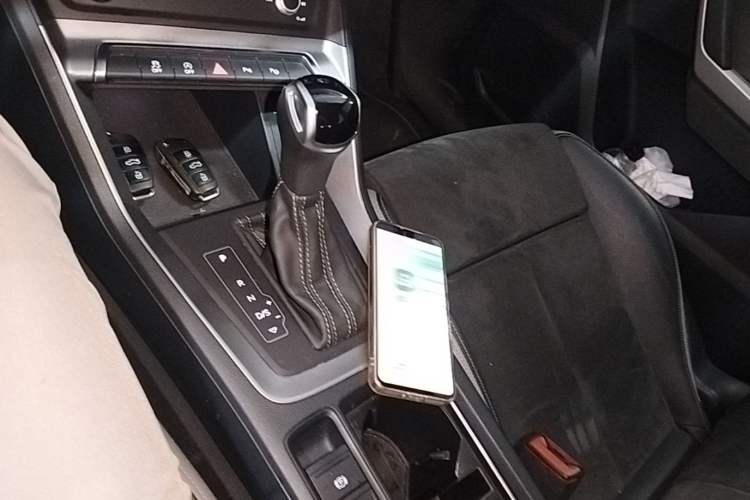 Used Audi Q3 2021 35 TFSI Fashion Dynamic Model Gear Lever
