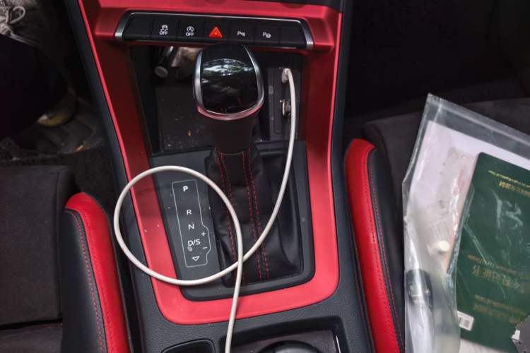 Used Audi Q3 2021 35 TFSI Fashion Dynamic Model Gear Lever