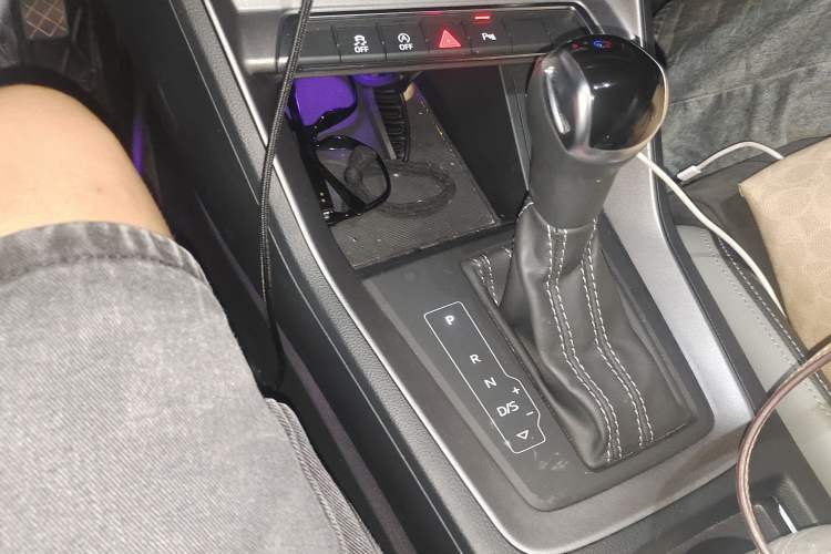Used Audi Q3 2021 35 TFSI Progressive Dynamic Edition Gear Lever