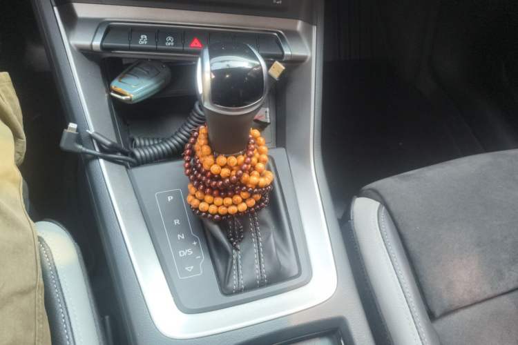 Used Audi Q3 2021 35 TFSI Fashion Dynamic Model Gear Lever