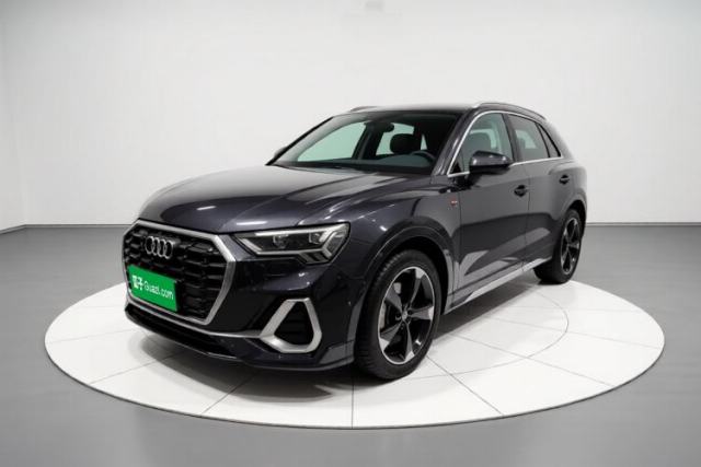 Ojetý Audi Q3 2021 35 TFSI Fashion Dynamic Model