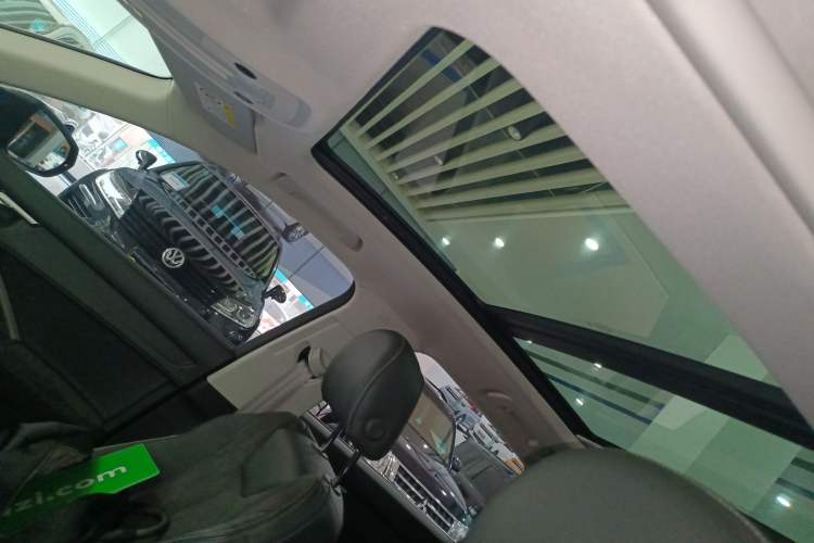 Used Audi Q3 2021 35 TFSI Fashion Dynamic Model Headliner