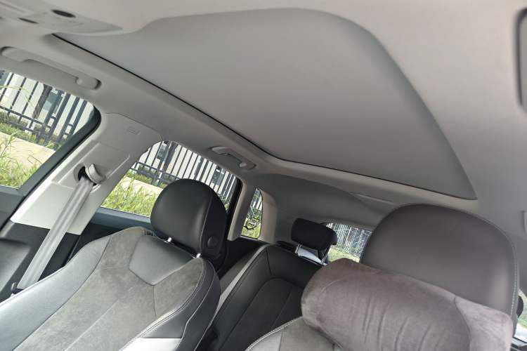 Used Audi Q3 2021 35 TFSI Progressive Dynamic Edition Headliner
