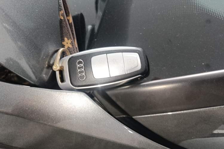 Used Audi Q3 2021 35 TFSI Enjoy Life Edition Interior 1