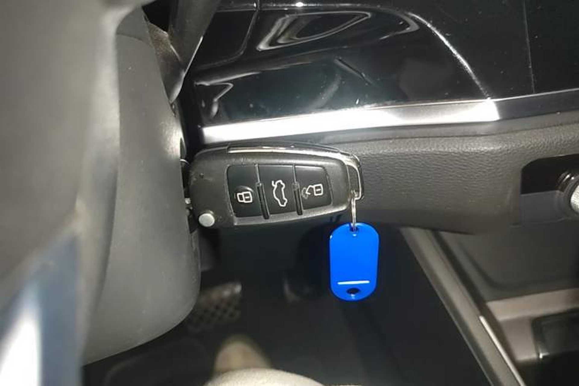 Used Audi Q3 2021 35 TFSI Progressive Dynamic Edition Interior 1