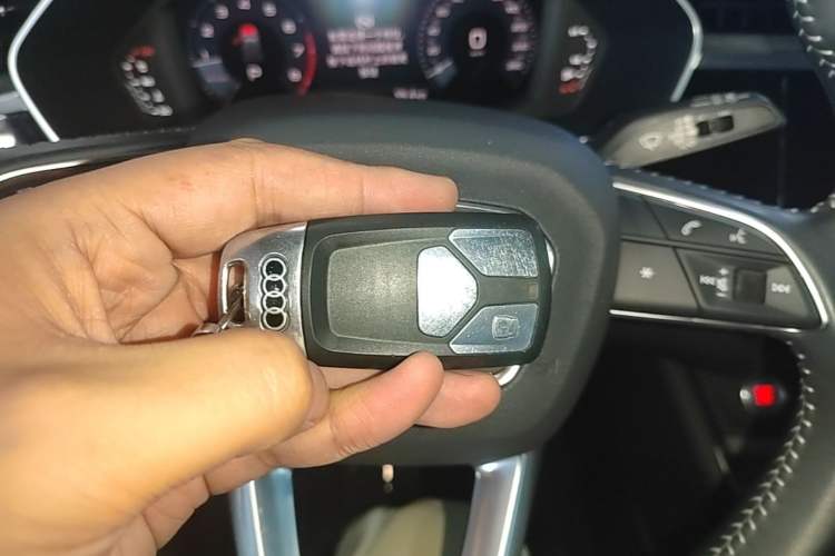 Used Audi Q3 2021 35 TFSI Progressive Dynamic Edition Interior 1
