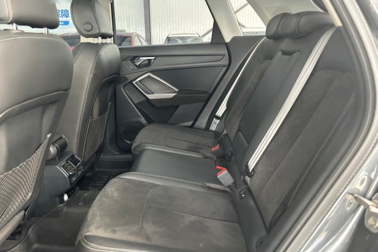 Used Audi Q3 2021 35 TFSI Fashion Dynamic Model Interior 3