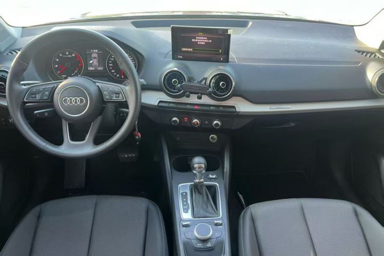 Used Audi Q3 2021 35 TFSI Progressive Dynamic Edition Interior 3
