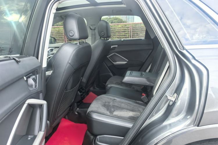 Used Audi Q3 2021 35 TFSI Progressive Dynamic Edition Interior 3