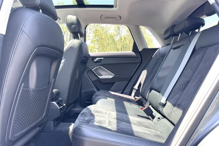 Used Audi Q3 2021 35 TFSI Progressive Dynamic Edition Interior 3