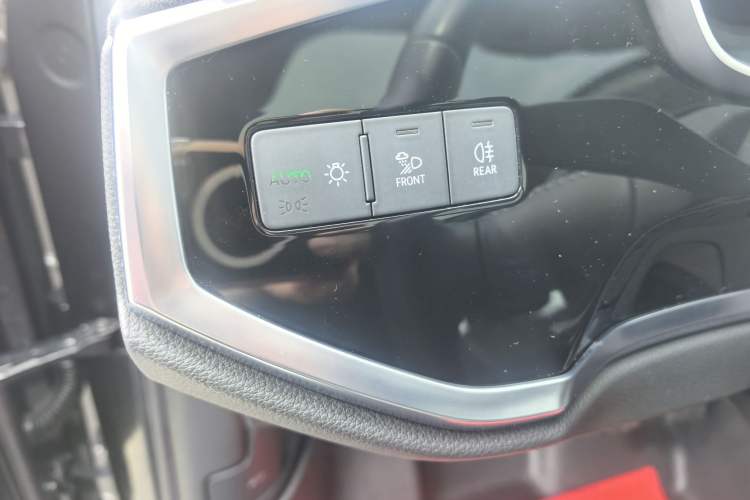 Used Audi Q3 2021 35 TFSI Progressive Dynamic Edition Interior 4
