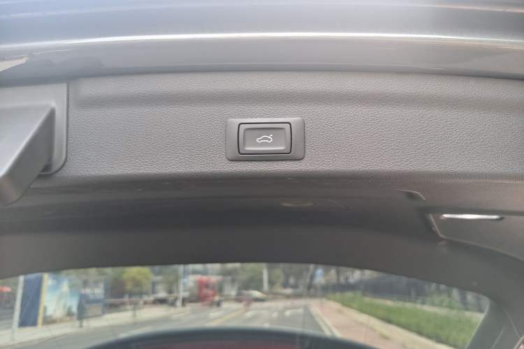 Used Audi Q3 2021 35 TFSI Progressive Dynamic Edition Interior 7