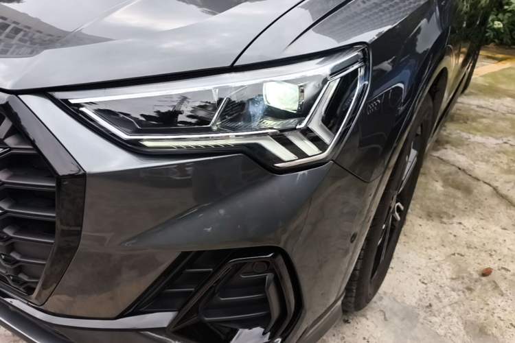 Used Audi Q3 2021 40 TFSI Fashion Dynamic Model Left Front Headlight