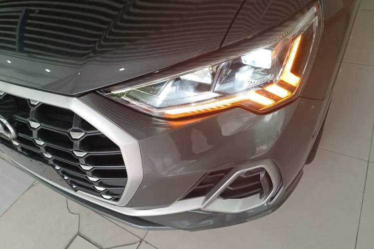 Used Audi Q3 2021 35 TFSI Fashion Dynamic Model Left Front Headlight