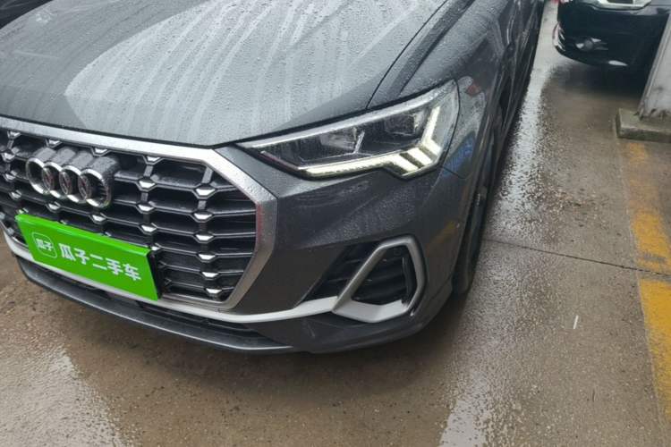 Used Audi Q3 2021 35 TFSI Fashion Dynamic Model Left Front Headlight