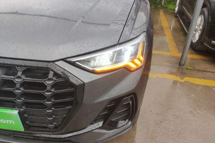 Used Audi Q3 2021 35 TFSI Enjoy Life Edition Left Front Headlight