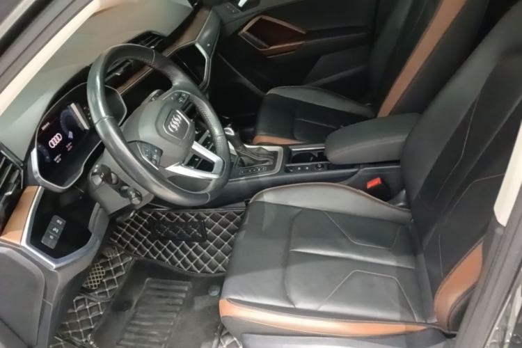 Used Audi Q3 2021 35 TFSI Fashionable and Elegant Model Left Front Seat