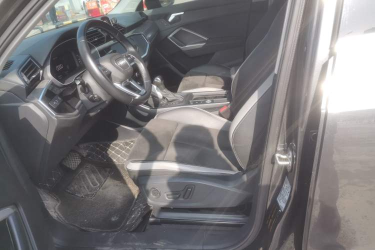 Used Audi Q3 2021 35 TFSI Progressive Dynamic Edition Left Front Seat