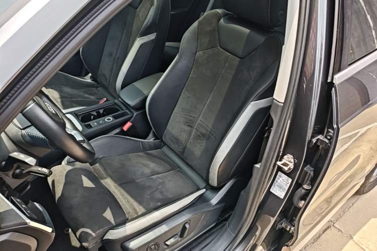 Used Audi Q3 2021 35 TFSI Progressive Dynamic Edition Left Front Seat