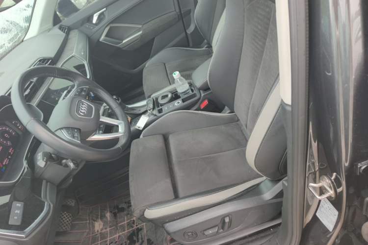 Used Audi Q3 2021 35 TFSI Progressive Dynamic Edition Left Front Seat