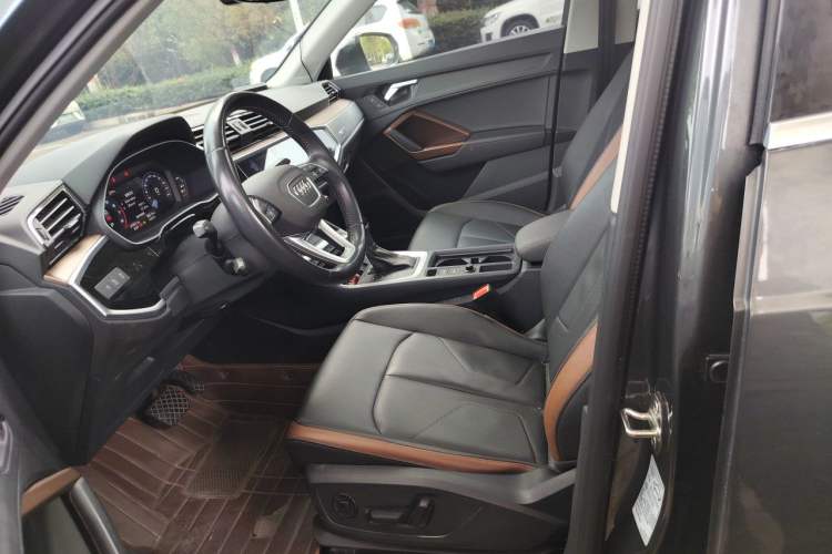 Used Audi Q3 2021 35 TFSI Fashionable and Elegant Model Left Front Seat
