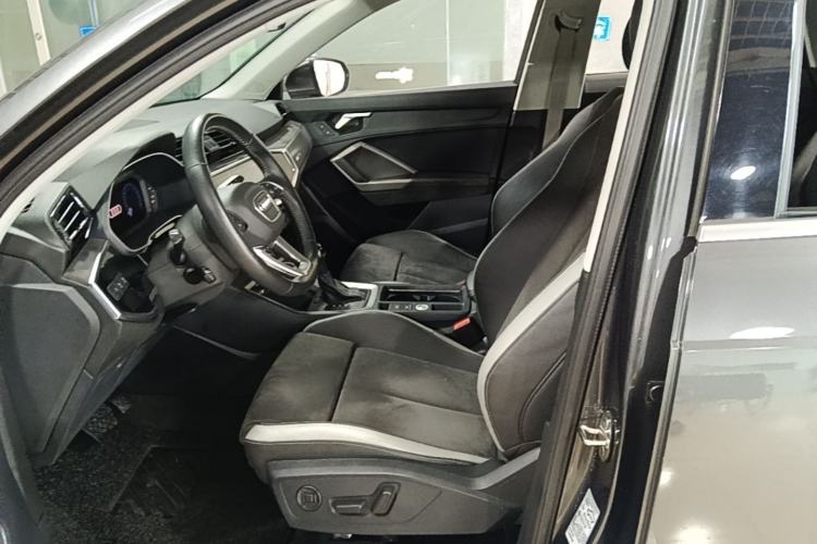 Used Audi Q3 2021 35 TFSI Progressive Dynamic Edition Left Front Seat