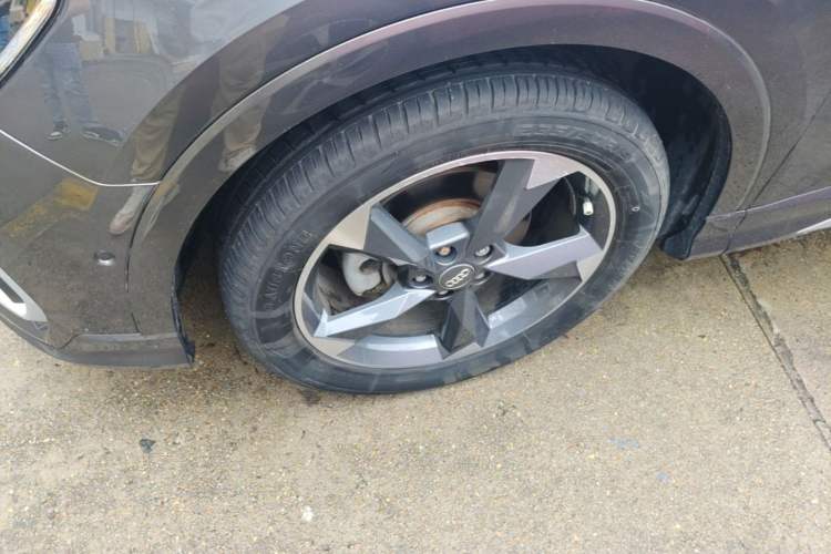 Used Audi Q3 2021 35 TFSI Fashion Dynamic Model Left Front Wheel Hub