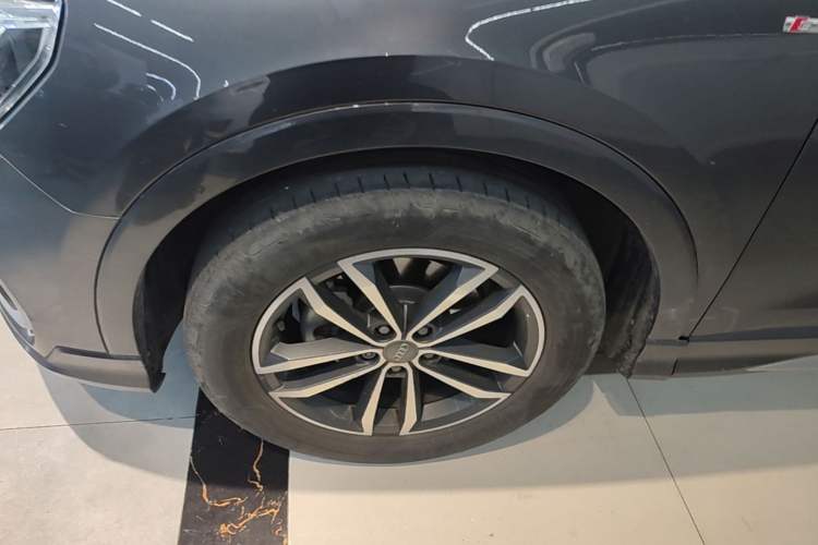 Used Audi Q3 2021 35 TFSI Progressive Dynamic Edition Left Front Wheel Hub