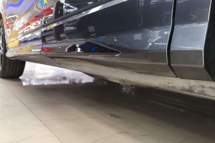 Used Audi Q3 2021 40 TFSI Fashion Dynamic Model Left Side Sill