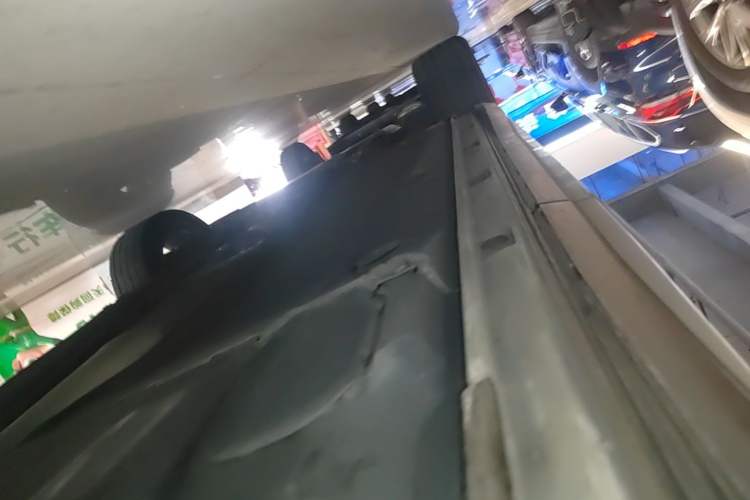 Used Audi Q3 2021 35 TFSI Progressive Dynamic Edition Left Side Sill