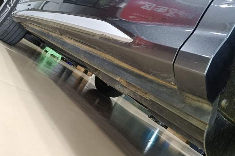 Used Audi Q3 2021 35 TFSI Progressive Dynamic Edition Left Side Sill