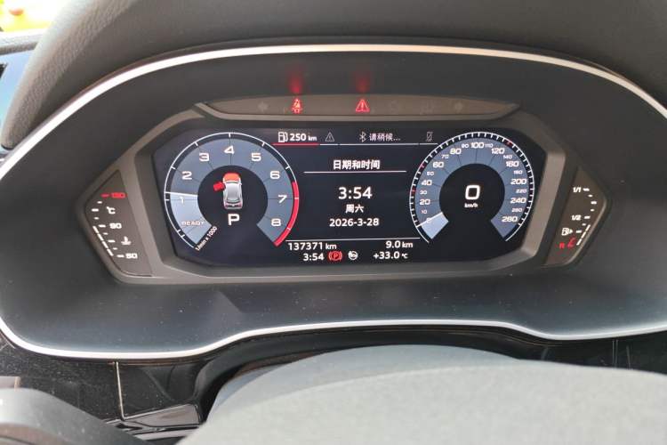 Used Audi Q3 2021 35 TFSI Fashion Dynamic Model Odometer Close Up