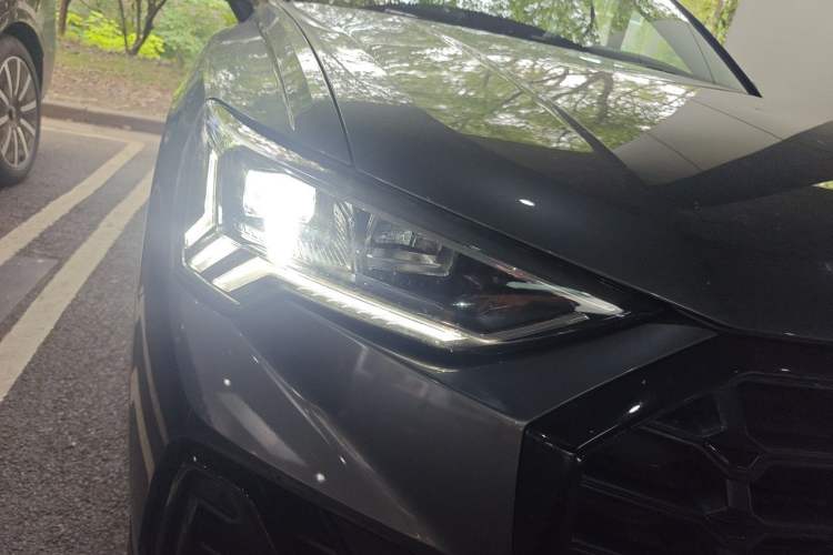 Used Audi Q3 2021 35 TFSI Enjoy Life Edition Right Front Headlight