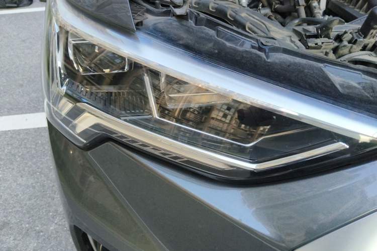 Used Audi Q3 2021 35 TFSI Progressive Dynamic Edition Right Front Headlight
