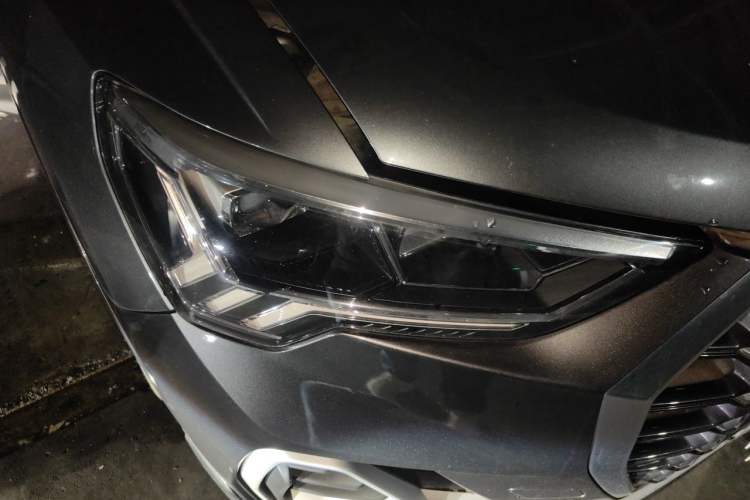 Used Audi Q3 2021 35 TFSI Fashion Dynamic Model Right Front Headlight