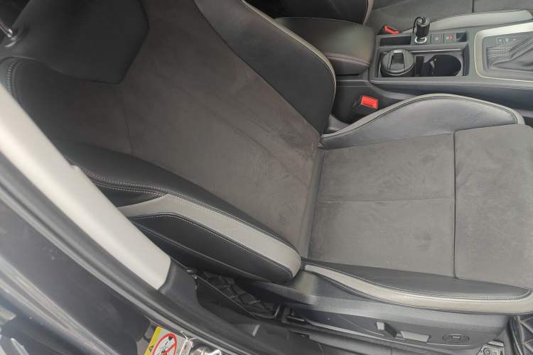 Used Audi Q3 2021 35 TFSI Progressive Dynamic Edition Right Front Seat