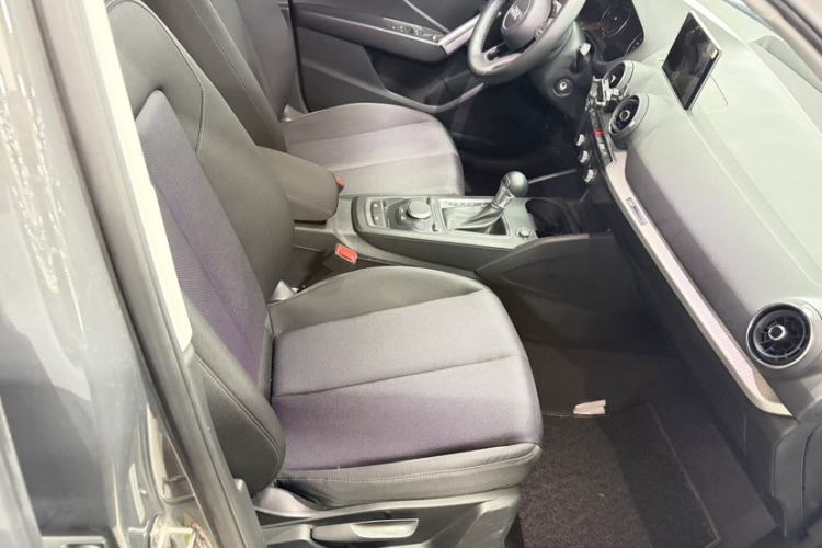 Used Audi Q3 2021 35 TFSI Progressive Dynamic Edition Right Front Seat