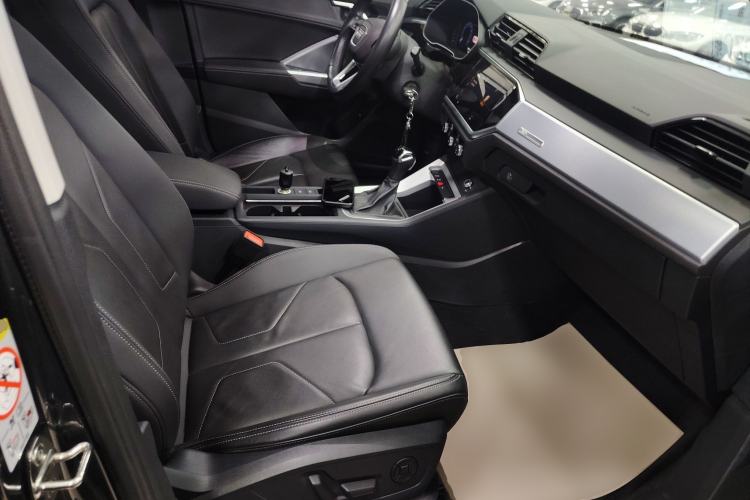 Used Audi Q3 2021 35 TFSI Advanced Style Edition Right Front Seat