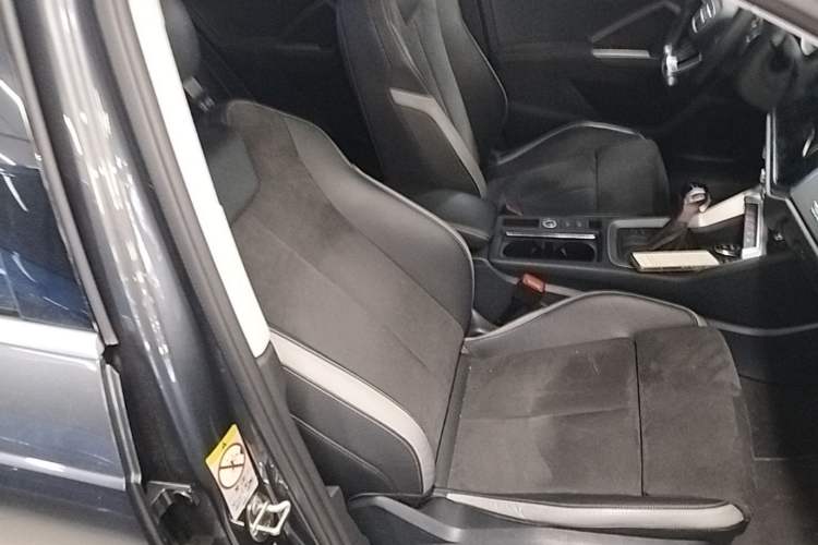 Used Audi Q3 2021 35 TFSI Fashion Dynamic Model Right Front Seat